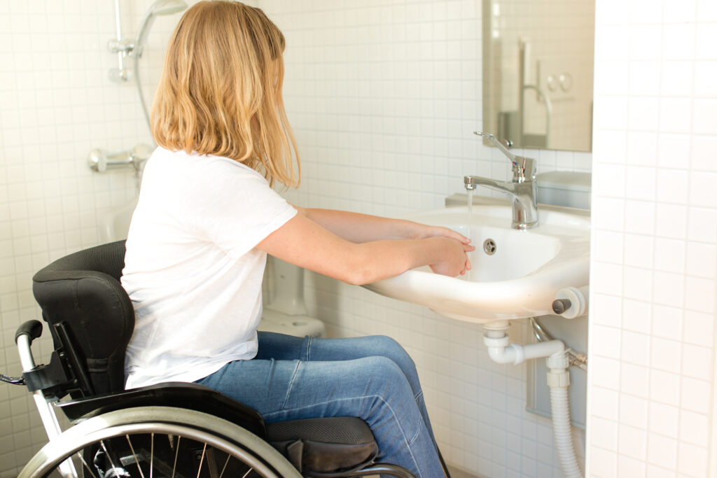 ADA Certified Wheelchair Accessible Pedestal Sinks in Raleigh, NC